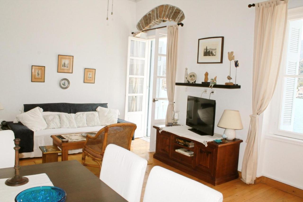 Magdalene'S House Apartment Poros Town Luaran gambar